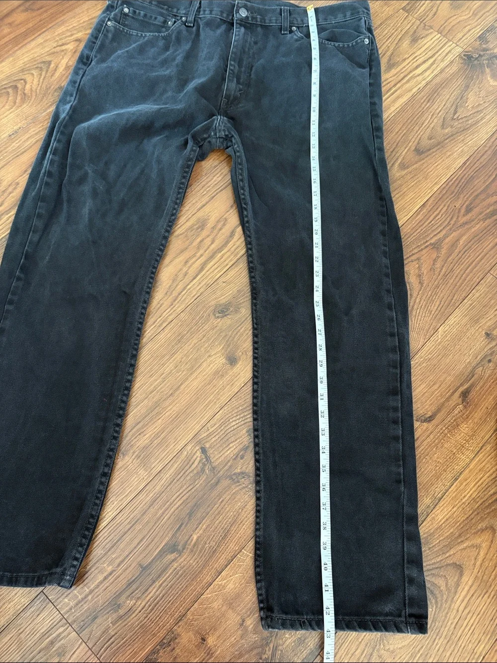 Men’s Levi's Black 505 Straight Jeans with Signature Patch